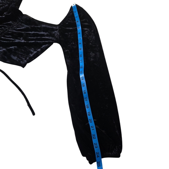 Forever 21 Y2K Black Velvet Crop Top With Draw String Front Small 14in P2P - Picture 6 of 7